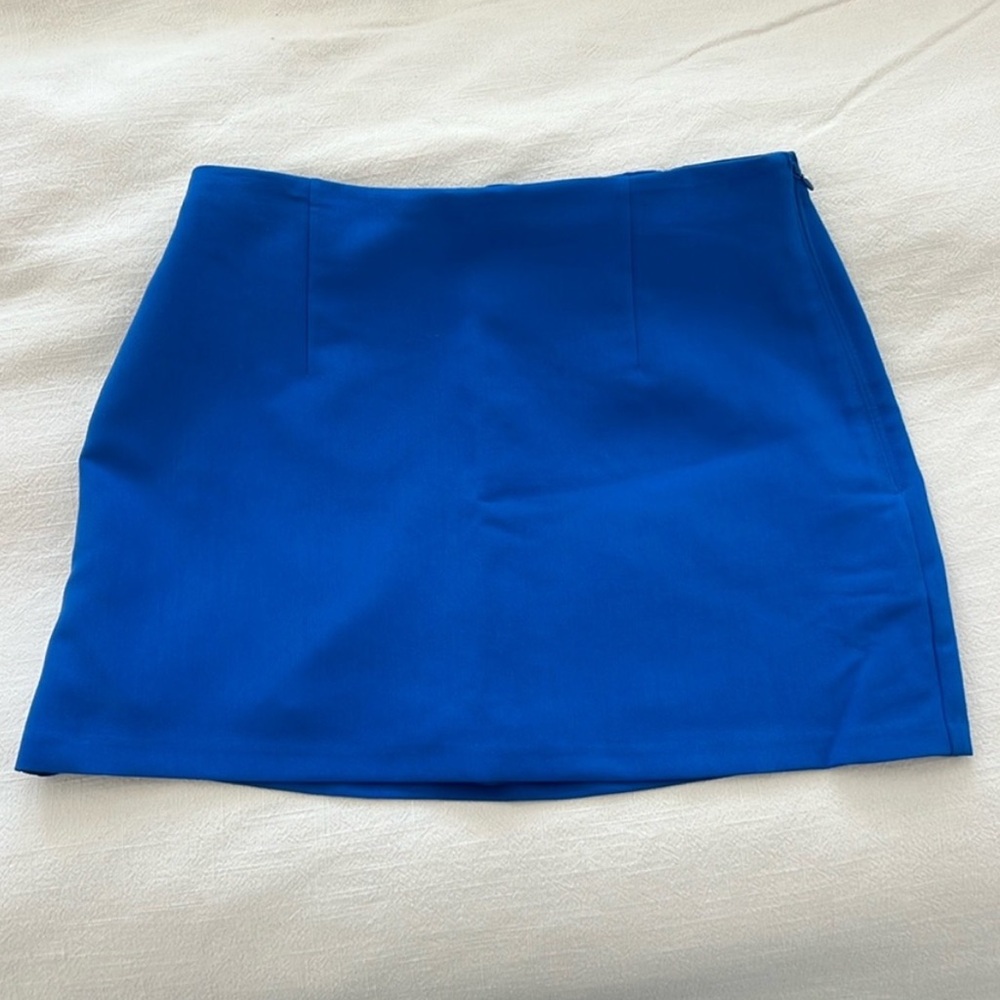 Abercrombie and fitch scarlet mini skort